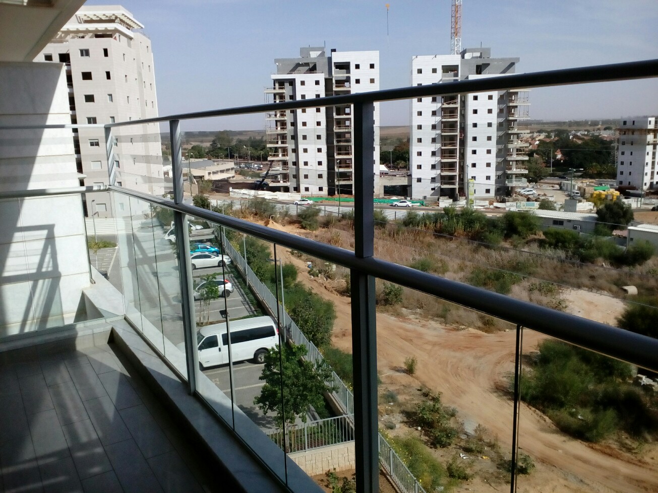 הגבהה למעקה